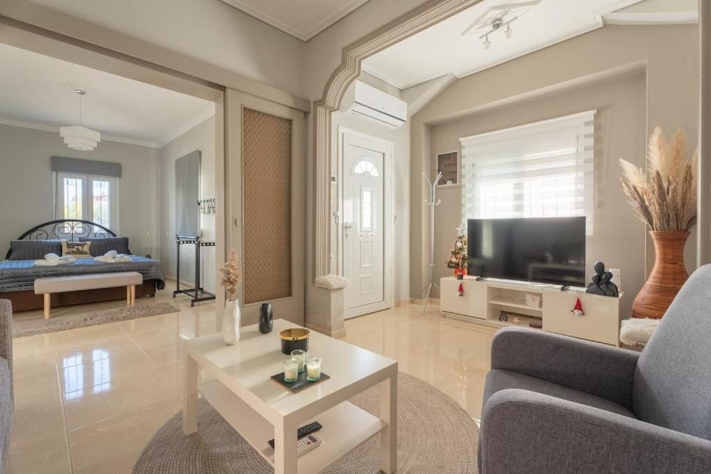 Elvira'S Houses Agria Bagian luar foto